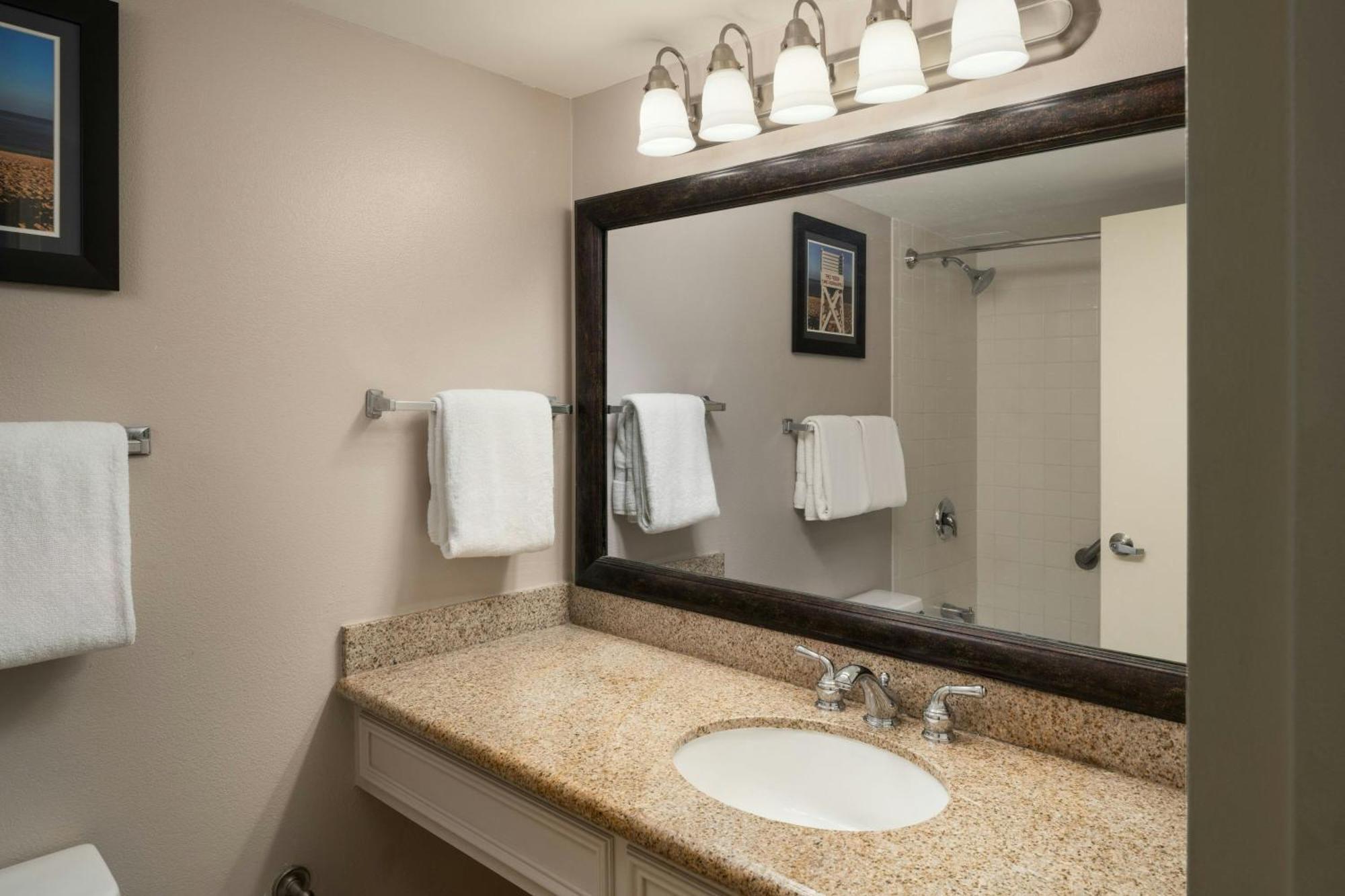 Hotel Courtyard By Marriott Key Largo Esterno foto